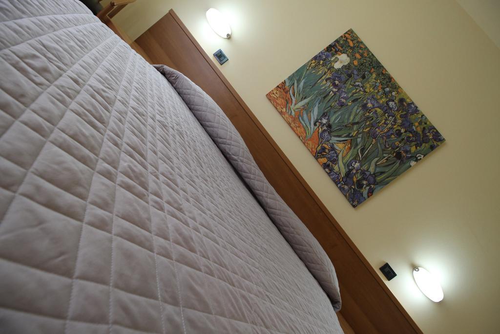 Hotel Italia Оккьобелло Екстер'єр фото